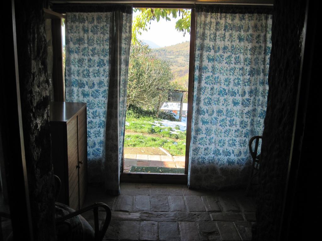 Libera Universita Di Alcatraz Guest House Morleschio Room photo
